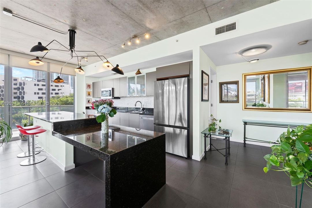 En Renta: $5,995 (2 camas, 2 baños, 1473 Pies cuadrados)