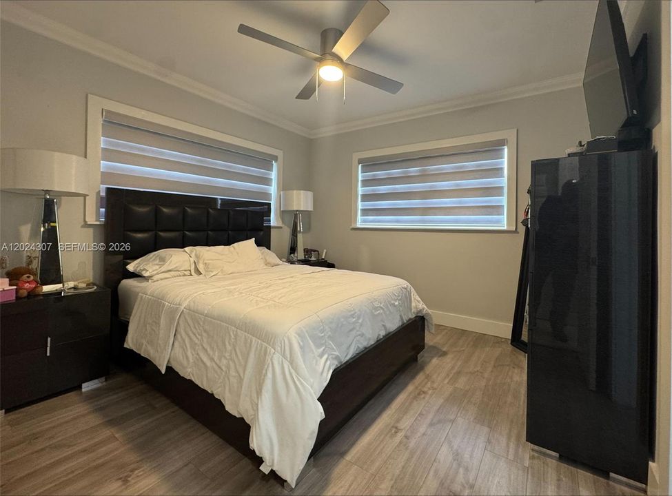 В аренду: $3,800 (4 спален, 2 ванн, 1590 Квадратных фут)