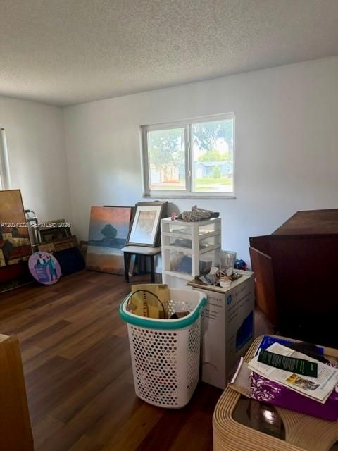 En Venta: $480,000 (3 camas, 2 baños, 1503 Pies cuadrados)