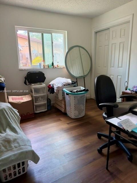 En Venta: $480,000 (3 camas, 2 baños, 1503 Pies cuadrados)