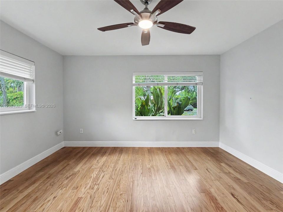 Active With Contract: $5,500 (4 beds, 2 baths, 1731 Square Feet)