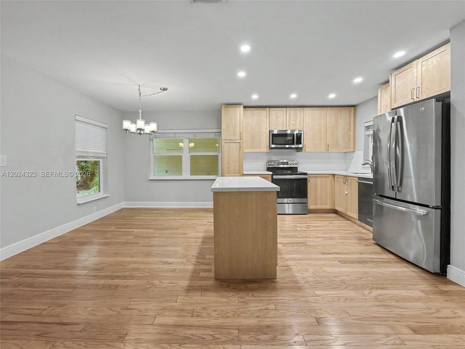 Active With Contract: $5,500 (4 beds, 2 baths, 1731 Square Feet)