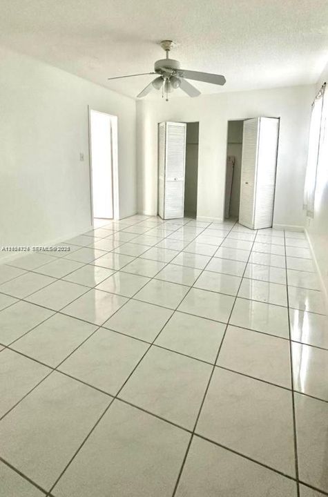 For Rent: $1,500 (1 beds, 1 baths, 2419 Square Feet)
