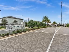 For Rent: $3,990 (3 beds, 2 baths, 1595 Square Feet)