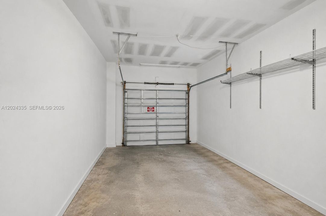 For Sale: $600,000 (4 beds, 2 baths, 1894 Square Feet)