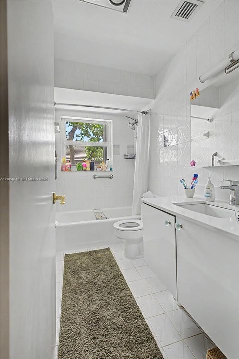 Private entry with elevator