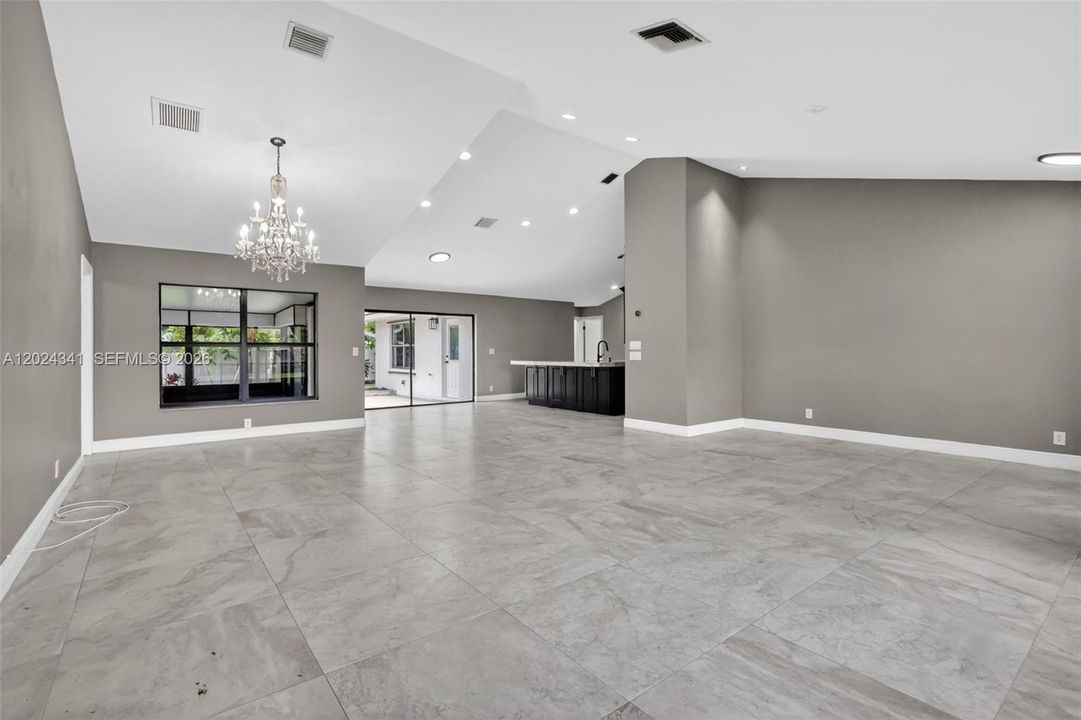 For Rent: $4,400 (4 beds, 2 baths, 2142 Square Feet)