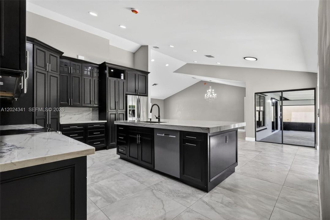 For Rent: $4,400 (4 beds, 2 baths, 2142 Square Feet)