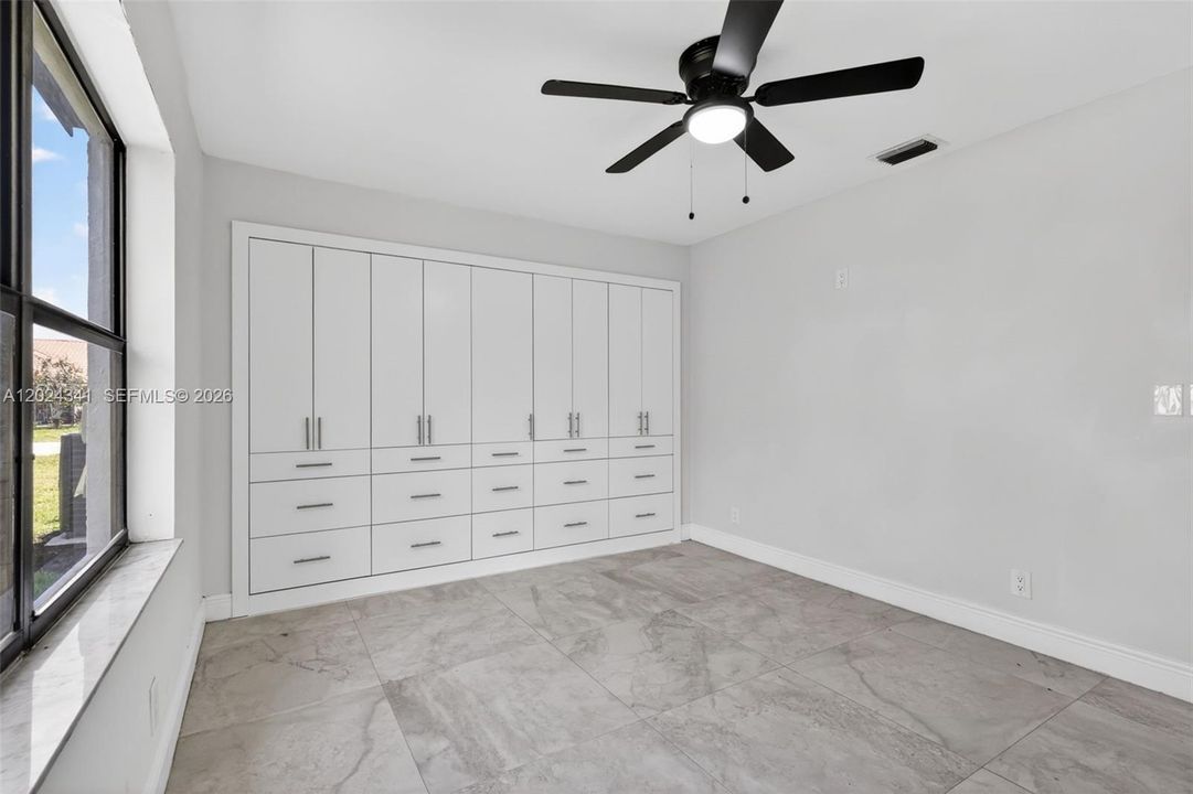 For Rent: $4,400 (4 beds, 2 baths, 2142 Square Feet)