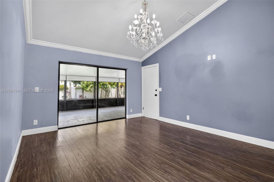 For Rent: $4,400 (4 beds, 2 baths, 2142 Square Feet)