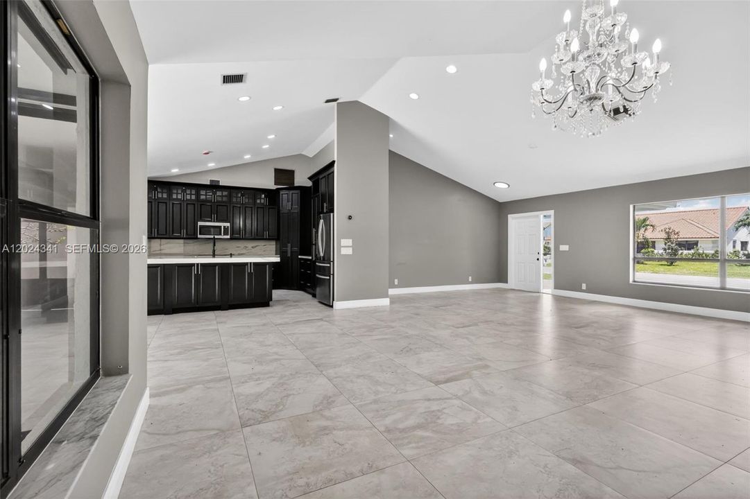 For Rent: $4,400 (4 beds, 2 baths, 2142 Square Feet)