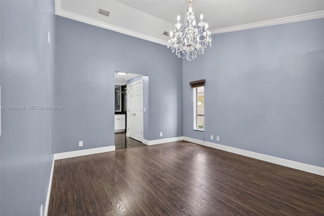 For Rent: $4,400 (4 beds, 2 baths, 2142 Square Feet)