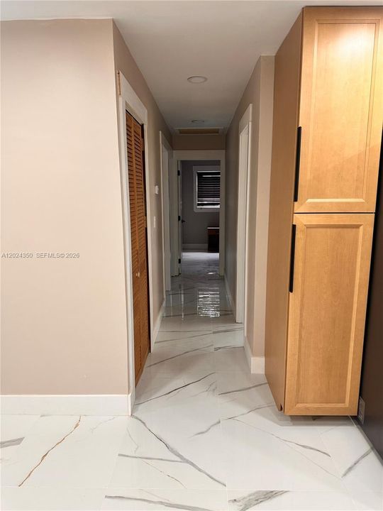 В аренду: $3,200 (3 спален, 2 ванн, 1068 Квадратных фут)