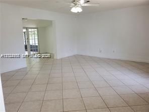 В аренду: $3,380 (3 спален, 2 ванн, 1486 Квадратных фут)