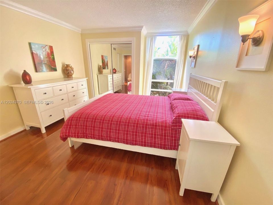 En Venta: $249,900 (1 camas, 1 baños, 725 Pies cuadrados)