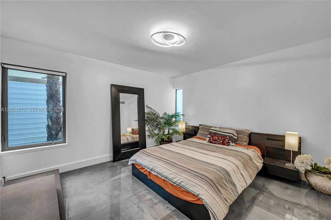 В аренду: $8,000 (4 спален, 3 ванн, 3271 Квадратных фут)