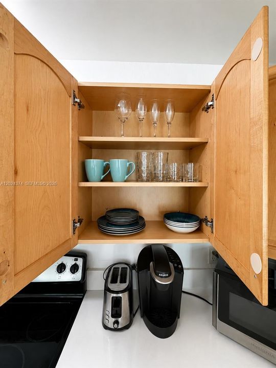 For Rent: $1,960 (1 beds, 1 baths, 540 Square Feet)