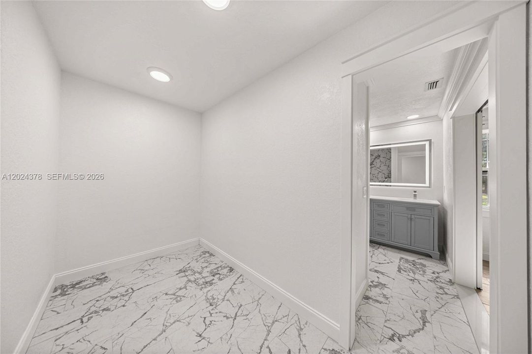 For Sale: $725,000 (4 beds, 2 baths, 2244 Square Feet)