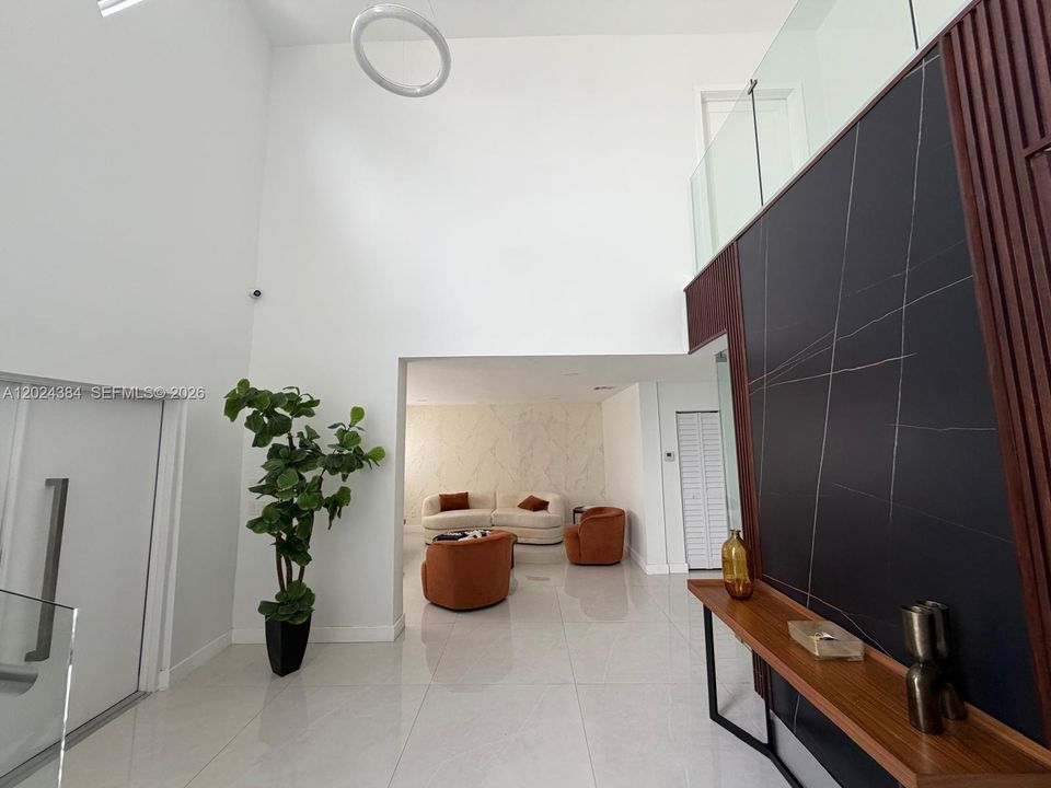 For Rent: $7,700 (4 beds, 3 baths, 2905 Square Feet)