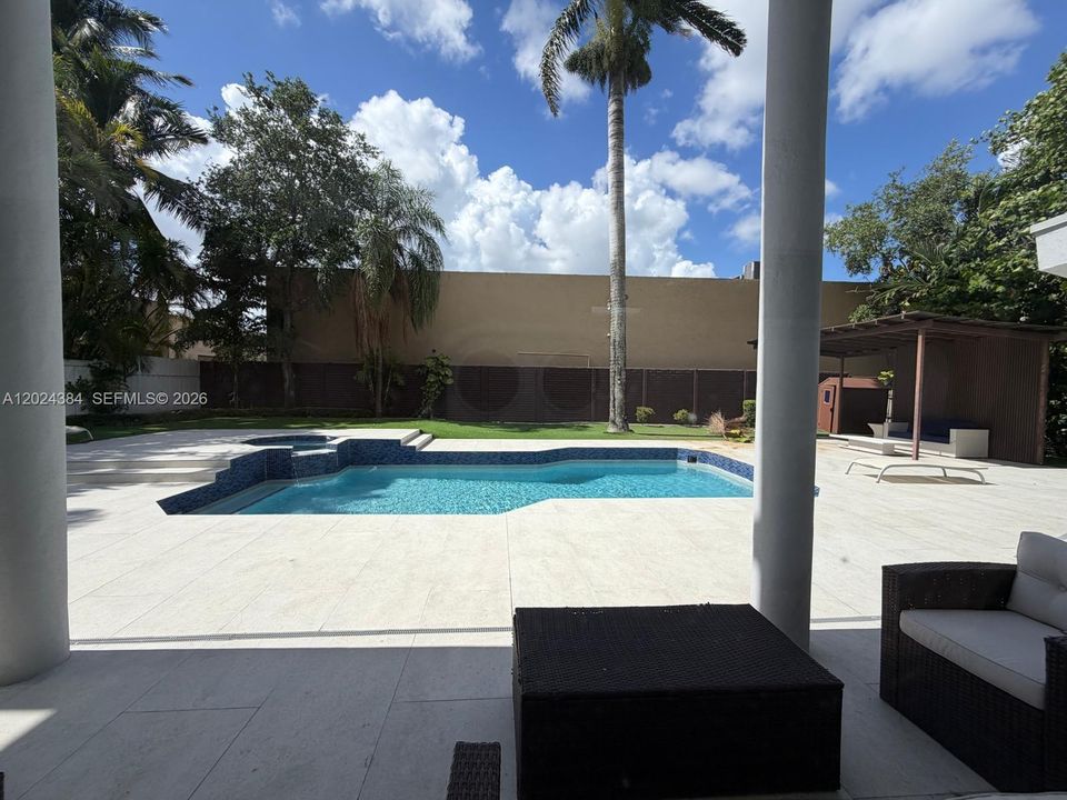 For Rent: $7,700 (4 beds, 3 baths, 2905 Square Feet)