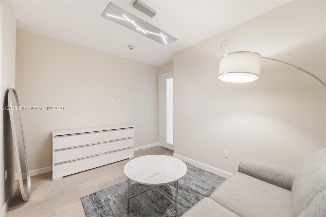 For Sale: $2,575,000 (2 beds, 3 baths, 2070 Square Feet)