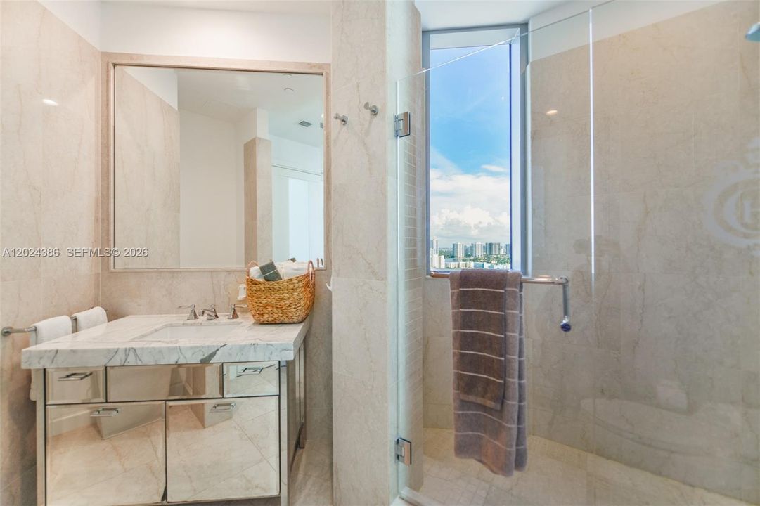 For Sale: $2,575,000 (2 beds, 3 baths, 2070 Square Feet)