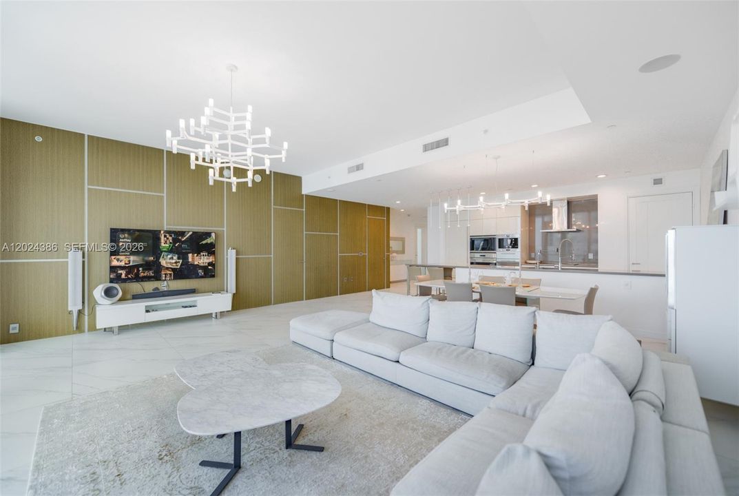 For Sale: $2,575,000 (2 beds, 3 baths, 2070 Square Feet)