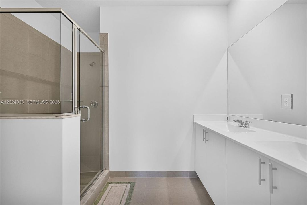 For Sale: $455,000 (4 beds, 2 baths, 1827 Square Feet)