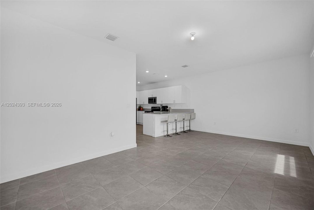 For Sale: $455,000 (4 beds, 2 baths, 1827 Square Feet)