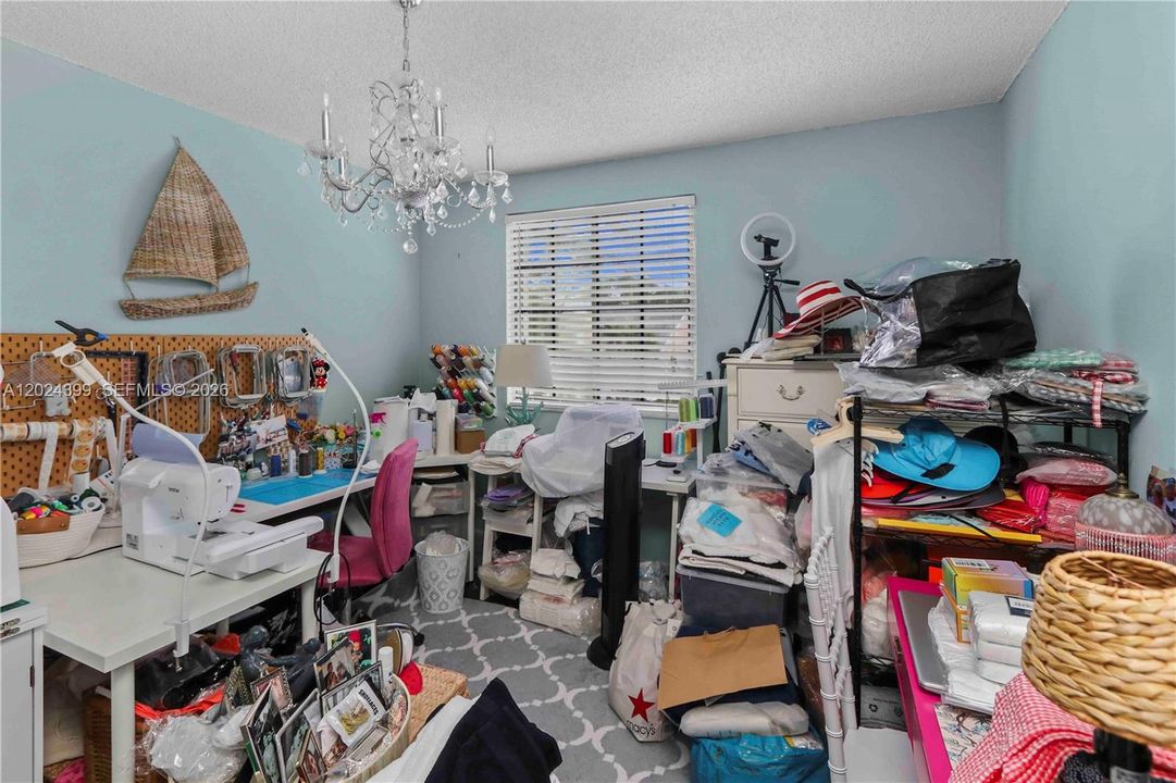 En Venta: $595,900 (3 camas, 2 baños, 1669 Pies cuadrados)