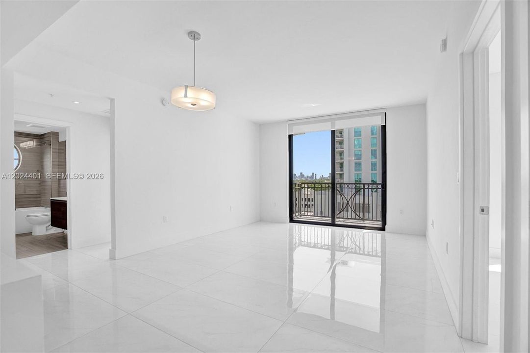 For Rent: $6,300 (3 beds, 2 baths, 1107 Square Feet)