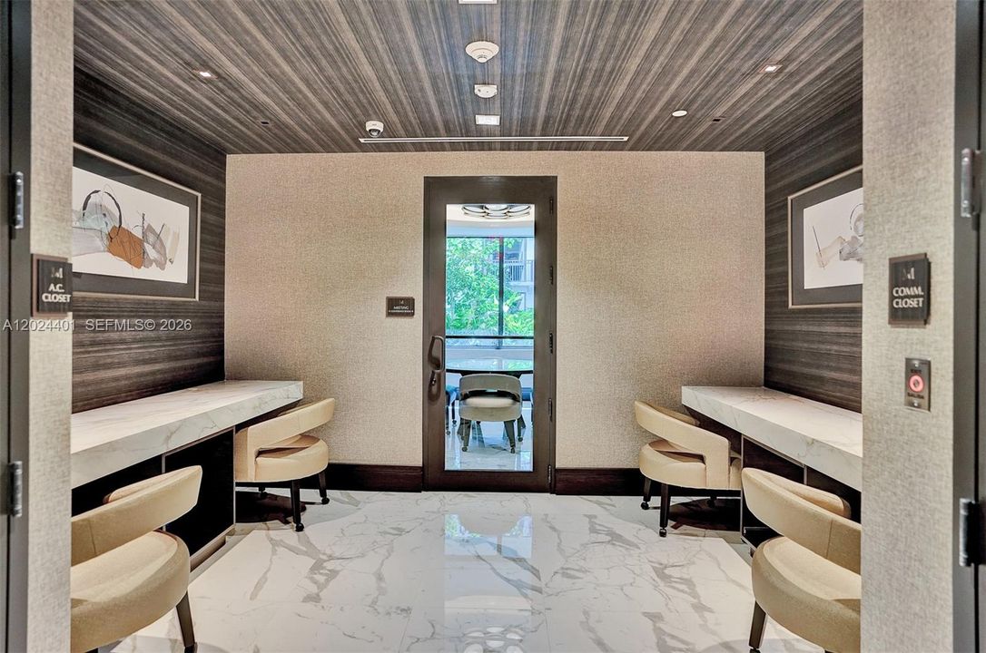 For Rent: $6,300 (3 beds, 2 baths, 1107 Square Feet)
