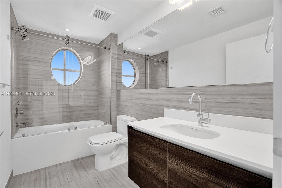 For Rent: $6,300 (3 beds, 2 baths, 1107 Square Feet)