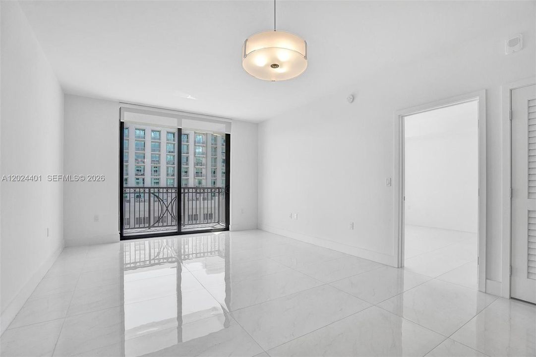 For Rent: $6,300 (3 beds, 2 baths, 1107 Square Feet)