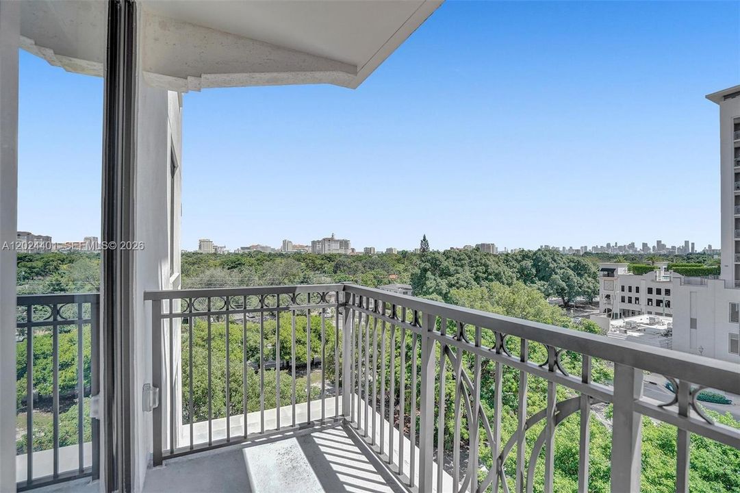 For Rent: $6,300 (3 beds, 2 baths, 1107 Square Feet)