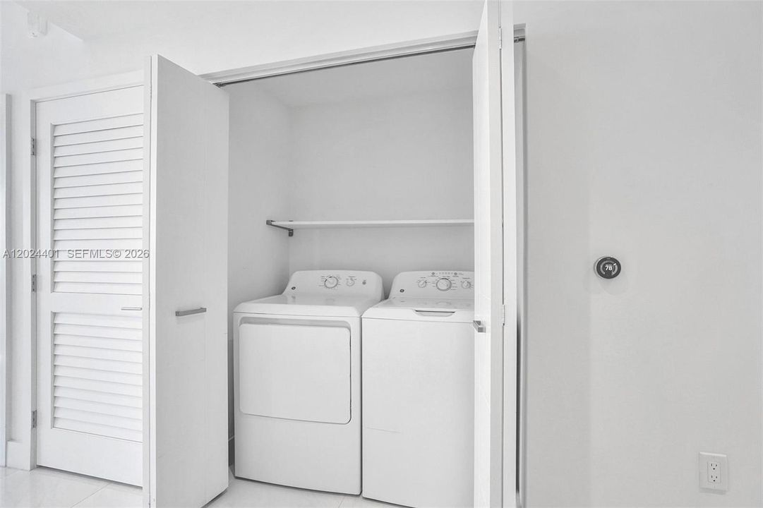 For Rent: $6,300 (3 beds, 2 baths, 1107 Square Feet)
