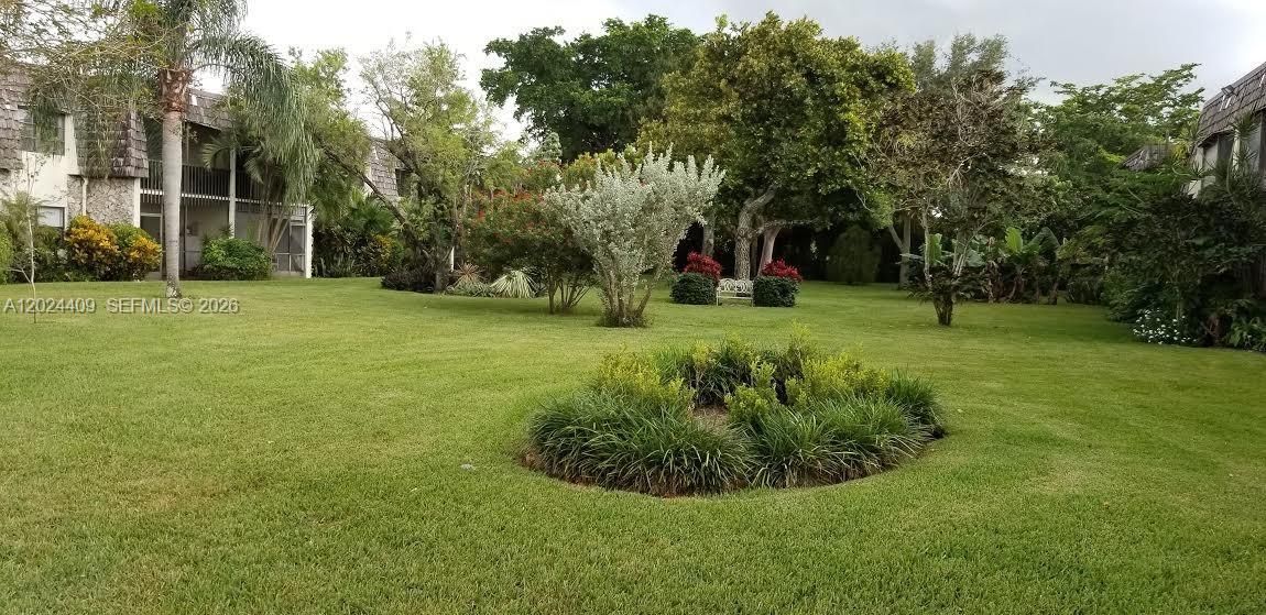 For Rent: $1,450 (1 beds, 1 baths, 760 Square Feet)