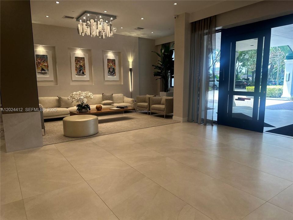 В аренду: $3,900 (2 спален, 2 ванн, 1310 Квадратных фут)