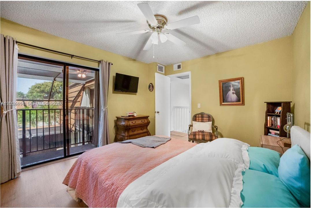 For Sale: $426,900 (3 beds, 2 baths, 1488 Square Feet)