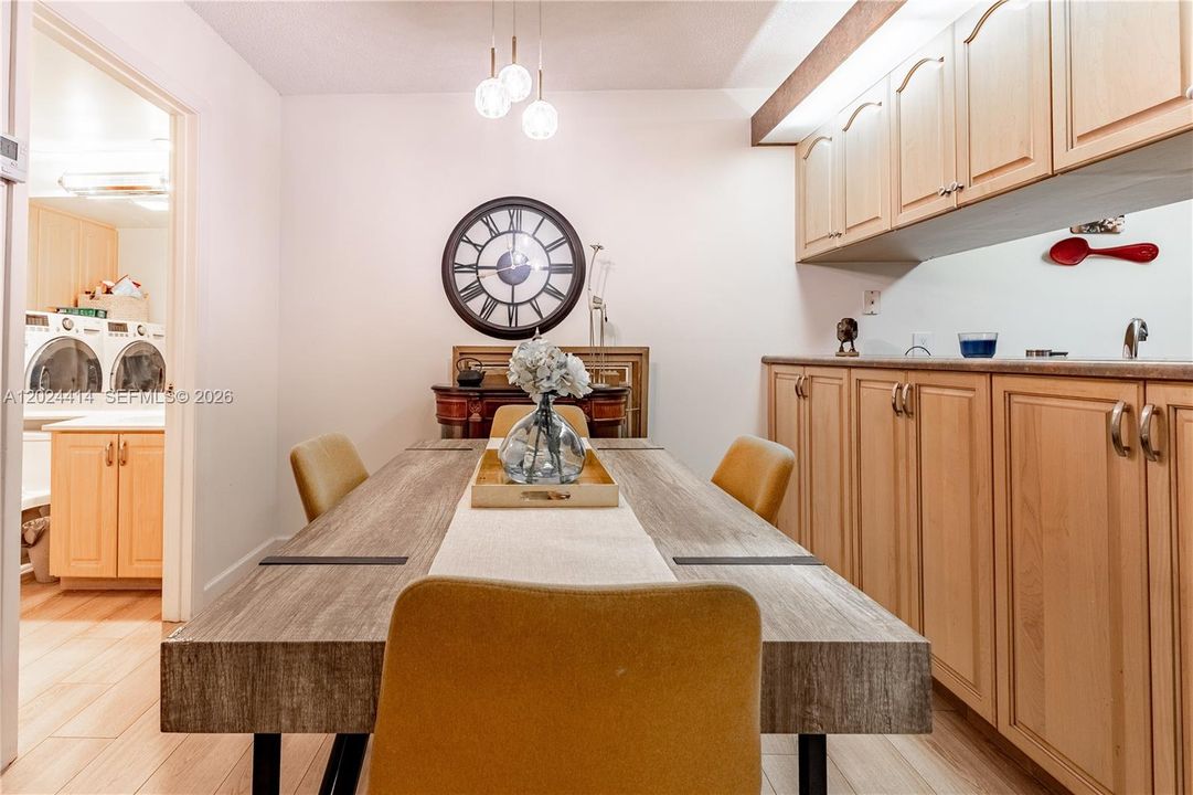 For Sale: $426,900 (3 beds, 2 baths, 1488 Square Feet)
