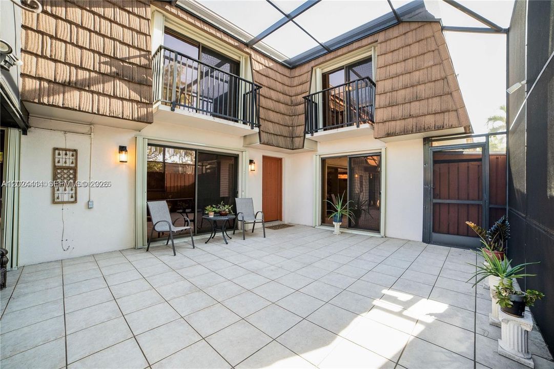 For Sale: $426,900 (3 beds, 2 baths, 1488 Square Feet)