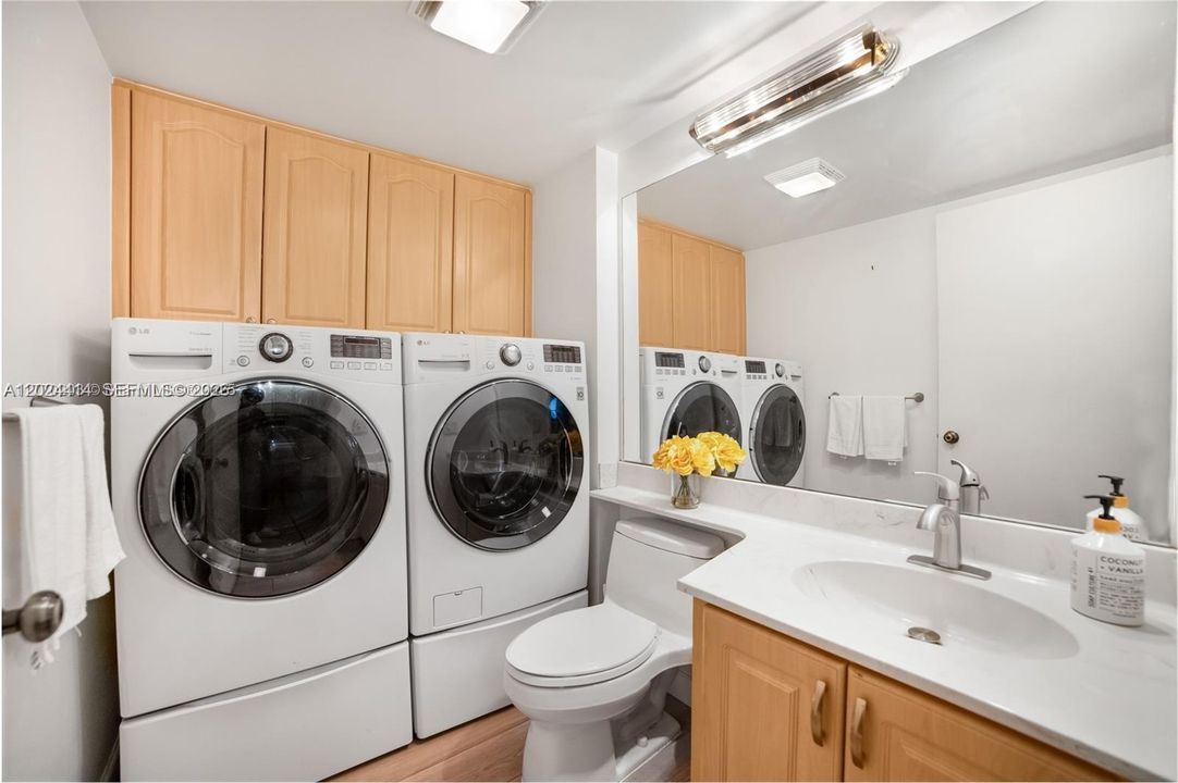 For Sale: $426,900 (3 beds, 2 baths, 1488 Square Feet)
