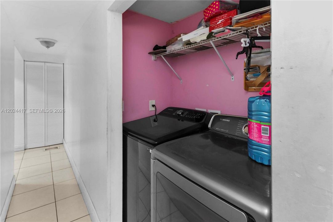 For Sale: $185,000 (5 beds, 4 baths, 60696 Square Feet)