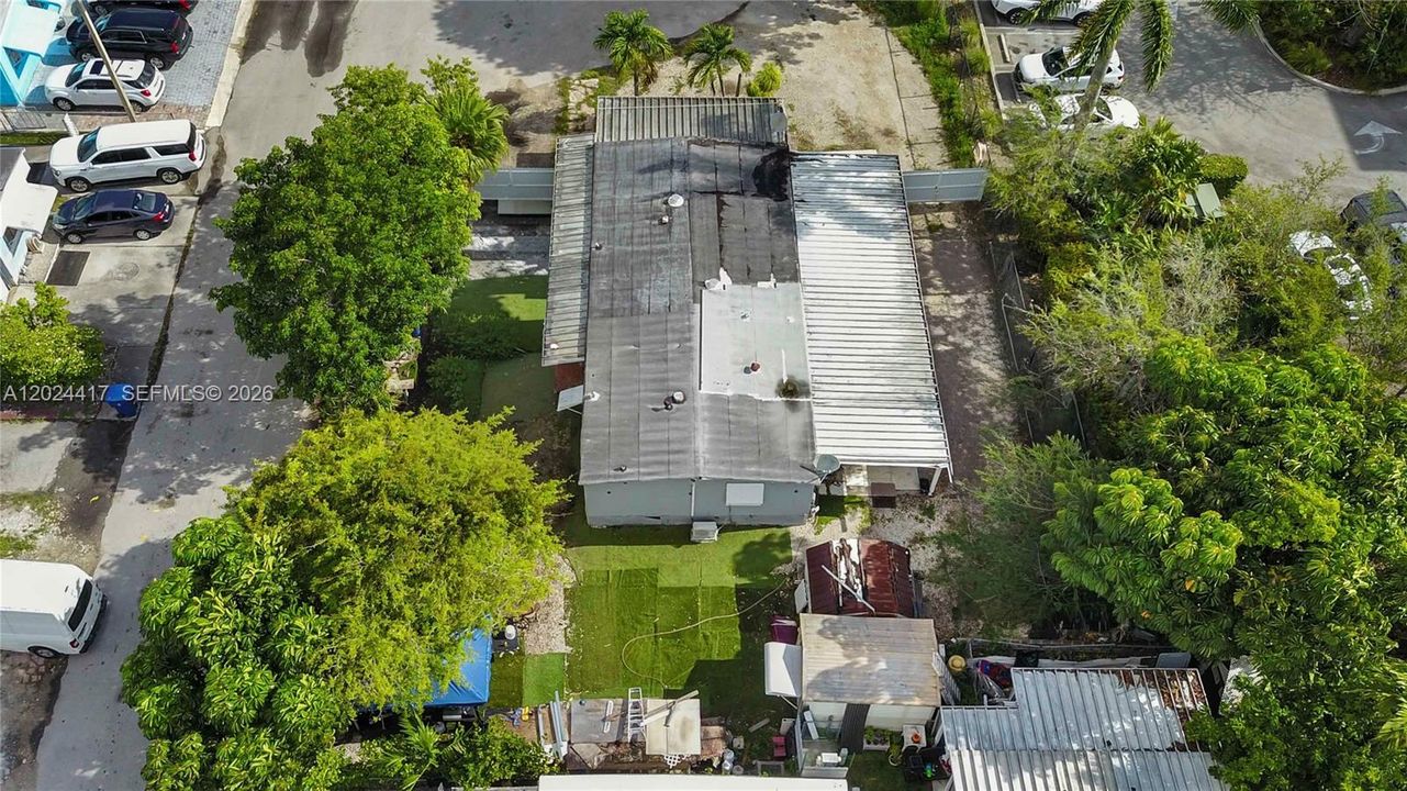 For Sale: $185,000 (5 beds, 4 baths, 60696 Square Feet)