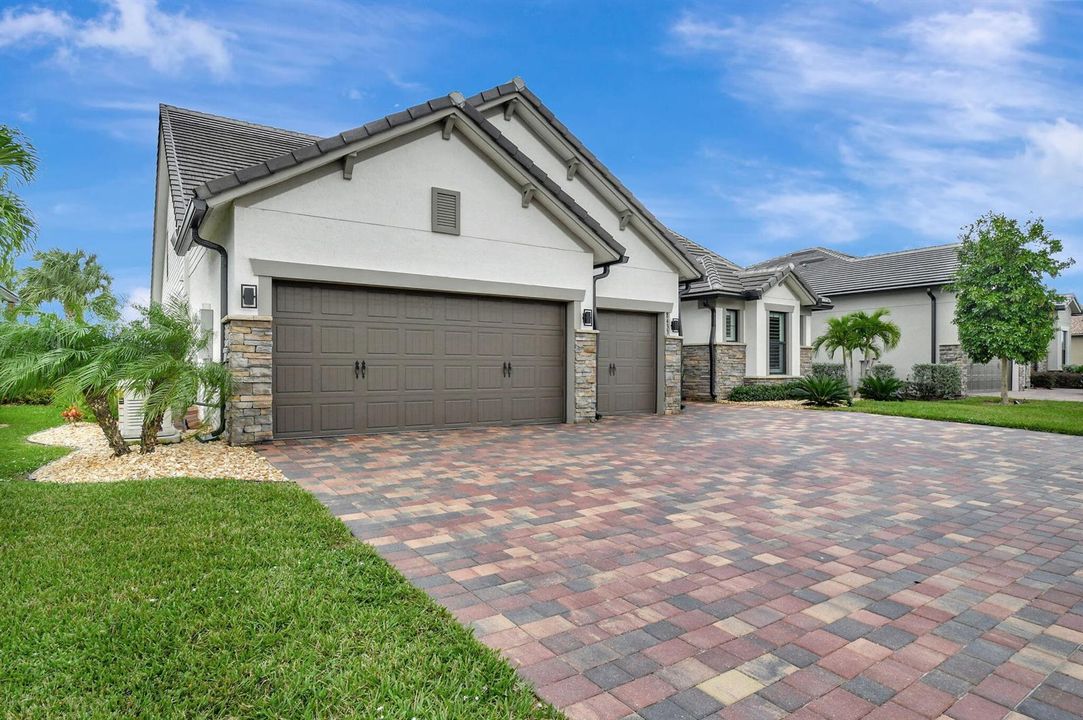 3-web-or-mls-House (2)