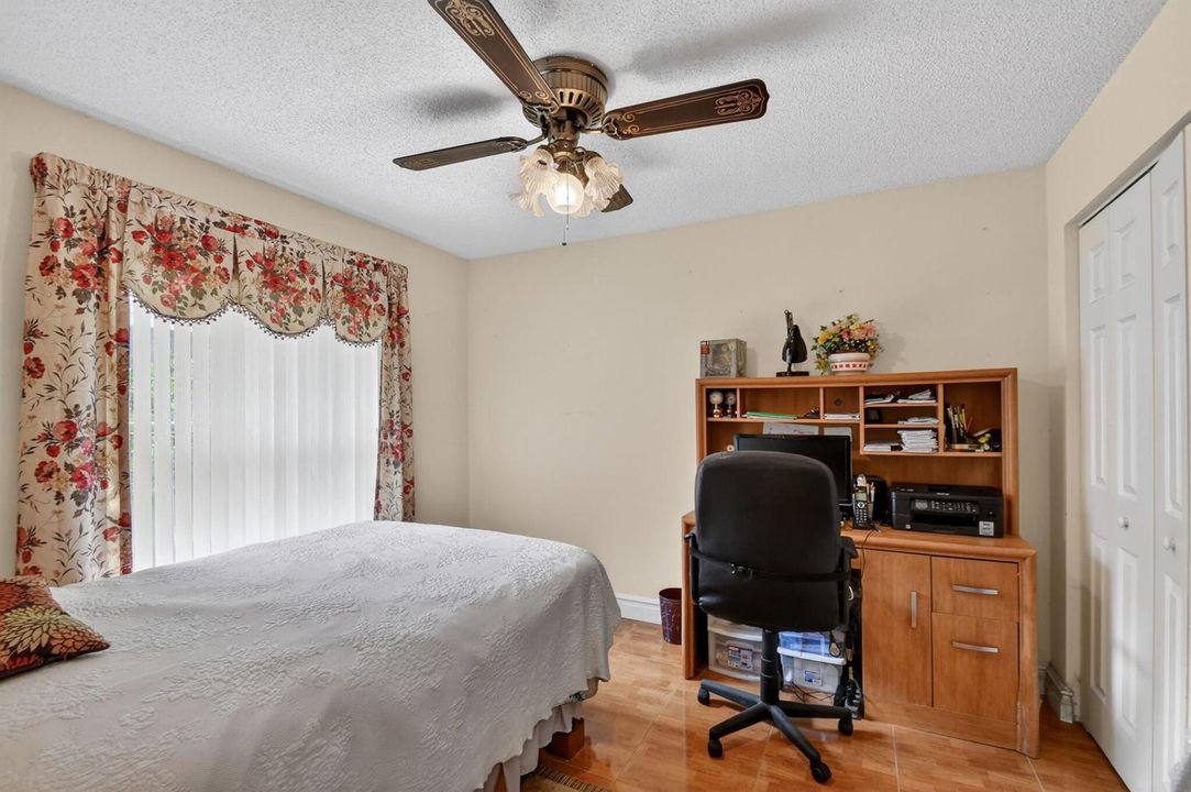 2nd Bedroom