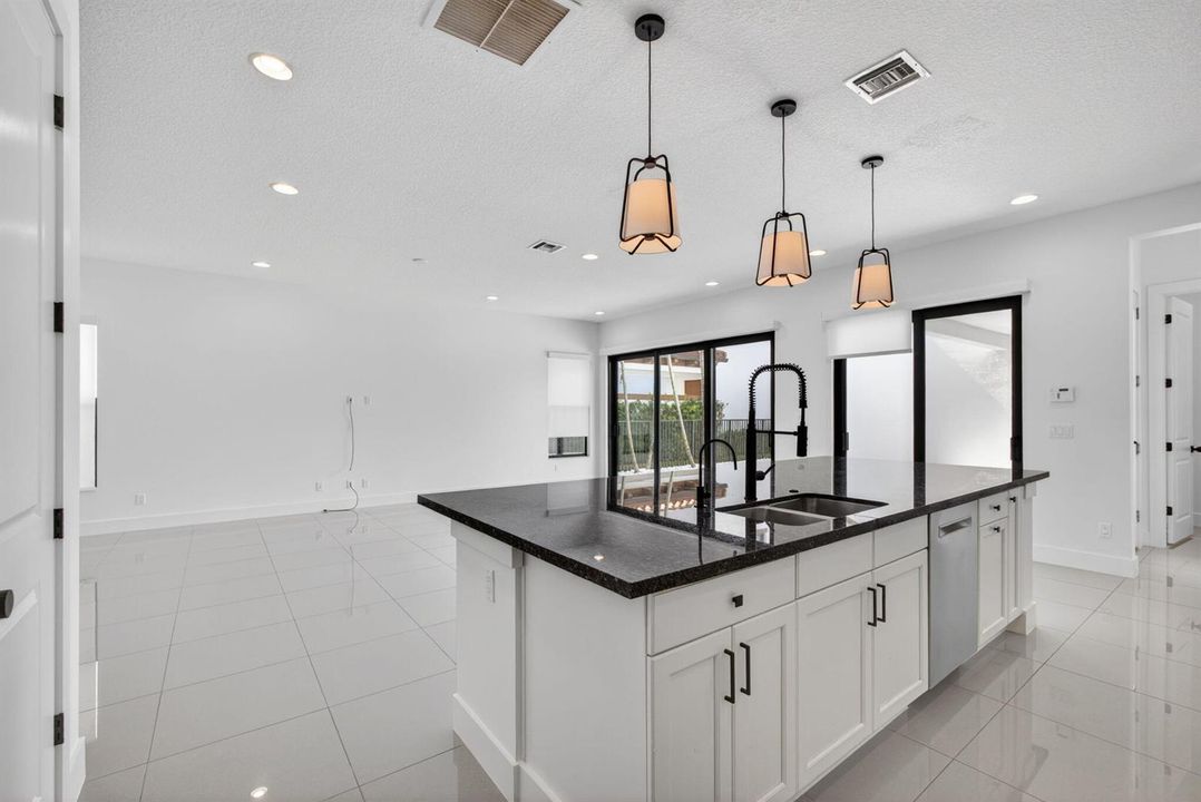 32-web-or-mls-5D1A9462