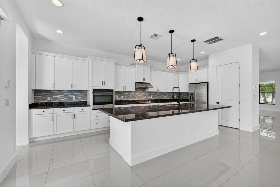 25-web-or-mls-5D1A9427