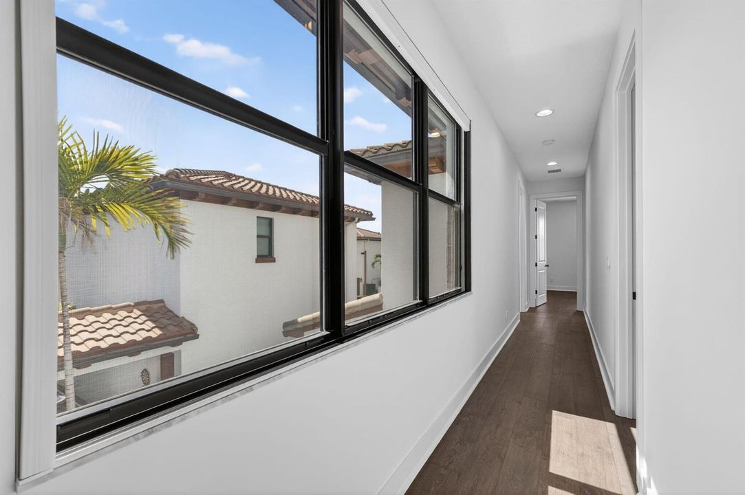 56-web-or-mls-5D1A9602