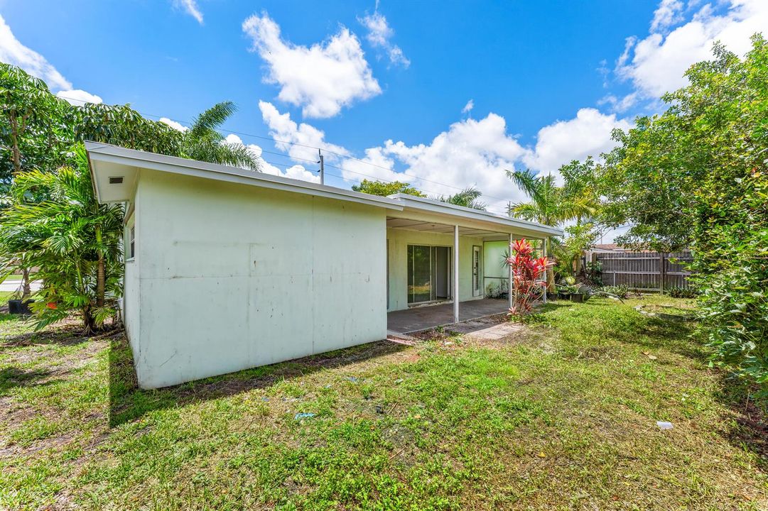 022-8961SunsetStrip-Sunrise-FL-33322-FUL